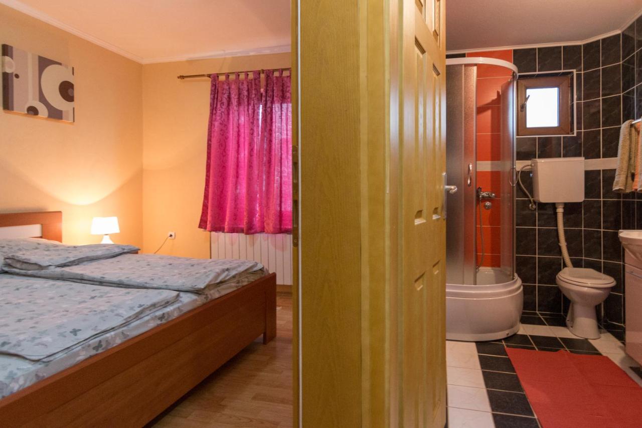 Apartments Andric Kaludjerske Bare Luaran gambar